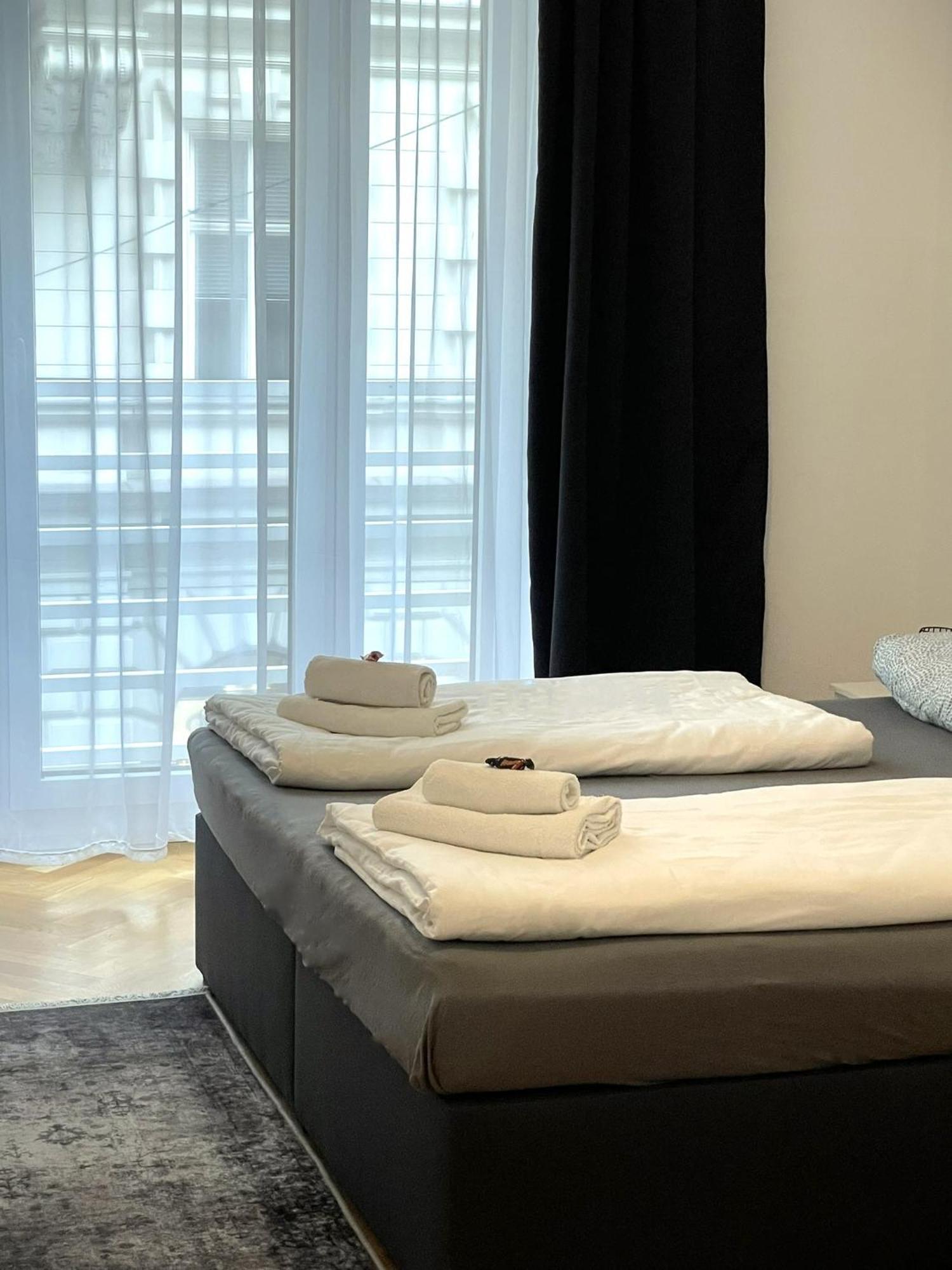 1St City La Opera Suites Wien Rom bilde